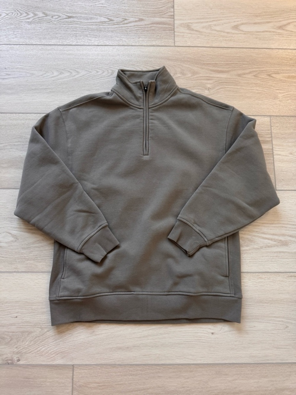 Athleta Forever Fleece 1/4 Zip Sweatshirt Size Small in EUC Mineral